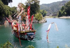 河内祭の御舟行事