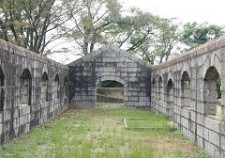 呉湾(広湾)を守る砲台群 高烏砲台跡