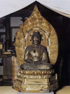 善導寺・木造阿弥陀如来坐像