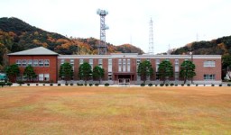 海上自衛隊舞鶴地方総監部第一庁舎及び第四術科学校校舎（旧海軍機関学校庁舎及び生徒館）