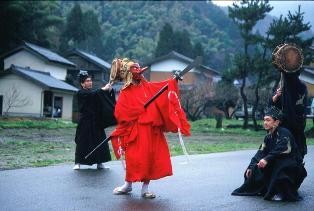 国津神社の神事(若狭の王の舞群)
