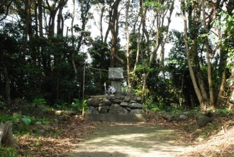 カラカミ遺跡