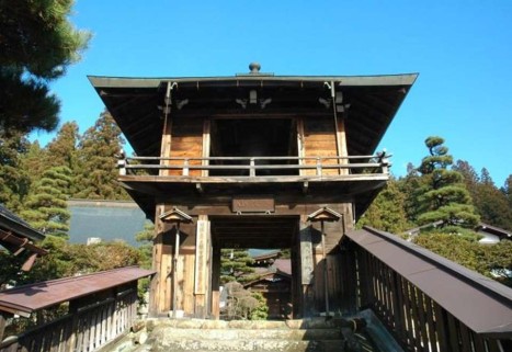 雲龍寺鐘楼門