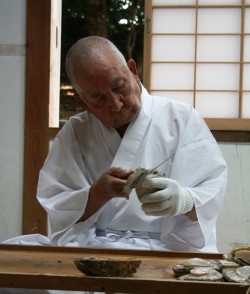 神宮へ奉納されるアワビ～国崎の熨斗鰒づくり