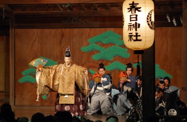 春日神社能舞台