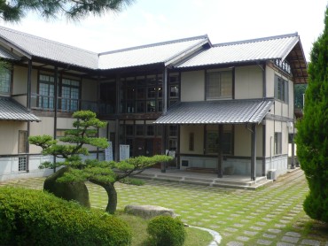 朝倉ふるさと美術古墳館