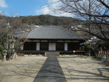 西郷寺本堂および山門