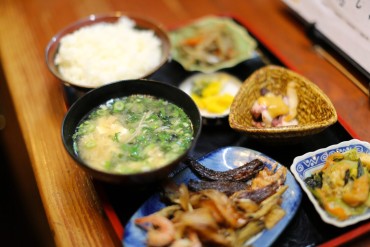 お食事処 おてび