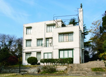 日本を代表するオペラ歌手・藤原義江の父N・B・リードが支配人として居住―藤原義江記念館(旧リンガー邸)［構成文化財］