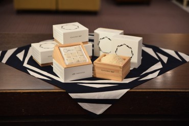 【あさか舞887】どこよりも安全で美味しい最高級の米を！古くからの由来として、米作りには88の手間がかかると言われてきました。 ASAKAMAI 887は、この88の手間とさらに厳格な7つの生産基準をクリアしたお米のみが冠することができる最高級米です。