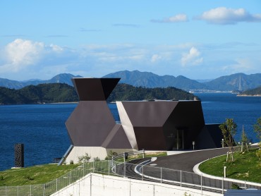 伊東豊雄建築ミュージアム