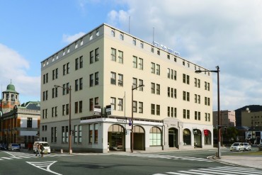 門司郵船ビル(日本郵船門司支店)［構成文化財］