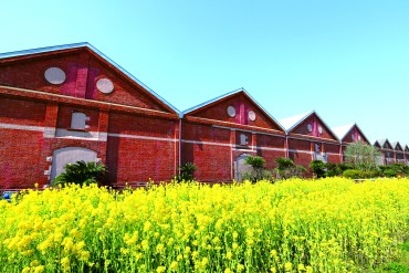 ニッカウヰスキー(株)門司工場倉庫(旧大里製粉所　倉庫)［構成文化財］