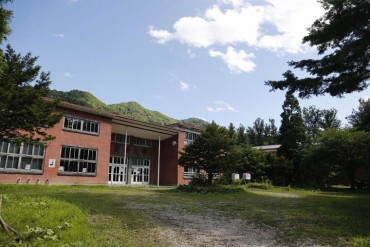 旧頼城小学校（星槎大学）校舎及び体育館