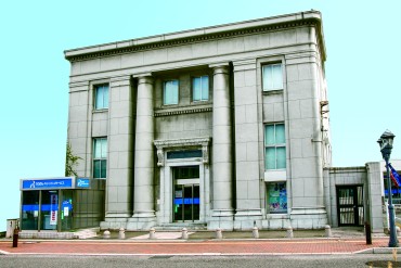 中国労働金庫下関支店(旧不動貯金銀行下関支店)［構成文化財］
