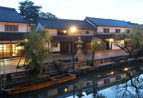 川沿いの荷揚げ場や常夜灯