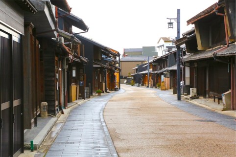 川原町