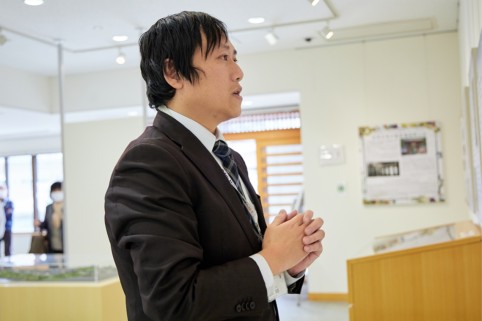 弘道館の向かいに位置する「水戸城跡 二の丸展示館」では、市内の教育遺産について学ぶことができます