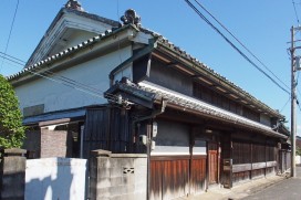 﨑山家住宅主屋