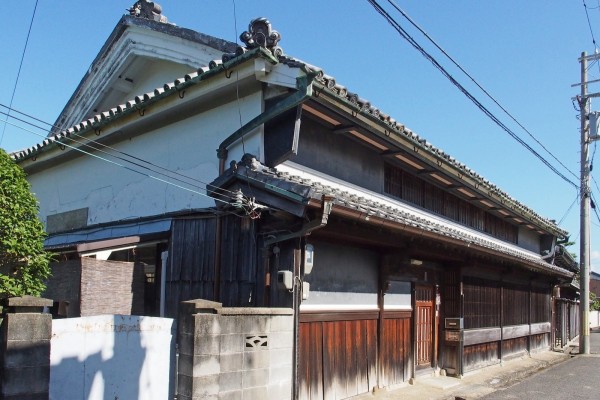﨑山家住宅主屋