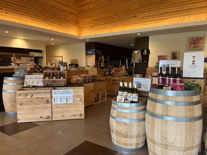 ふくしま逢瀬ワイナリー　店舗
