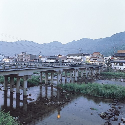 三朝橋