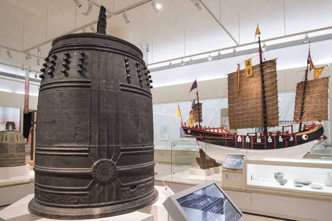 旧首里城正殿鐘（万国津梁の鐘）