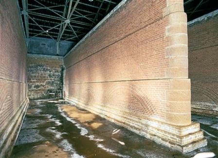 旧北吸浄水場配水池施設（旧舞鶴鎮守府水道施設）