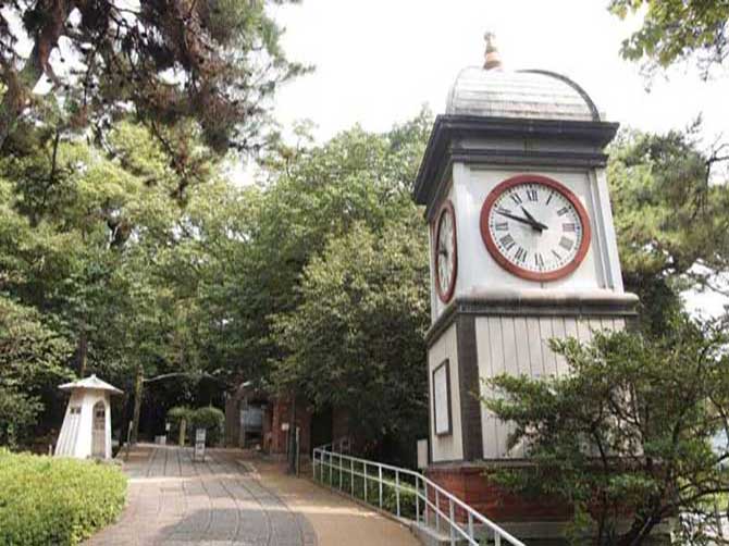 旧呉海軍工廠塔時計（呉市入船山記念館内）