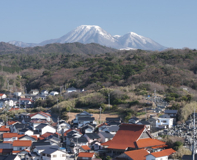 三瓶山(さんべさん)