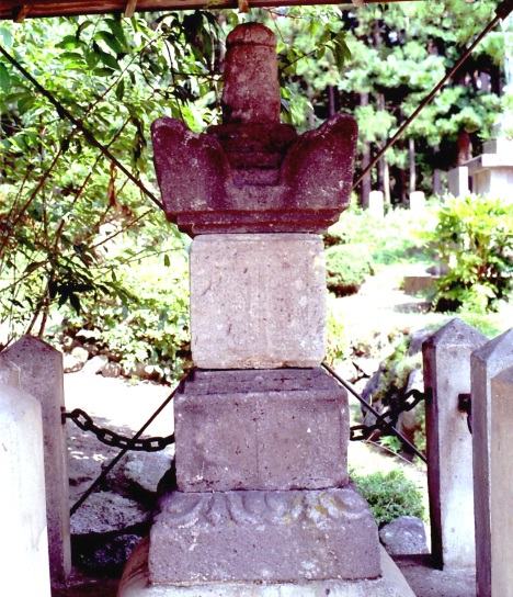 観音寺宝篋印塔