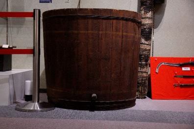 柿渋溜め樽