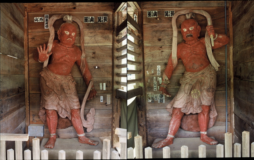 中禅寺木造金剛力士像