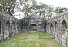 呉湾（広湾）を守る砲台群　高烏砲台跡