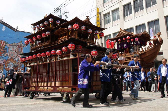 福野神明社 春季祭礼曳山