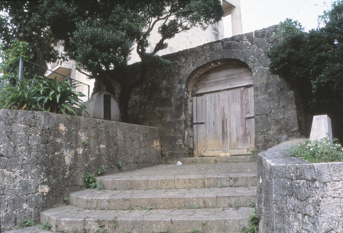 上天妃宮跡の石門