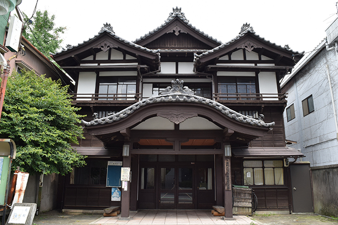 旧館林二業見番組合事務所 