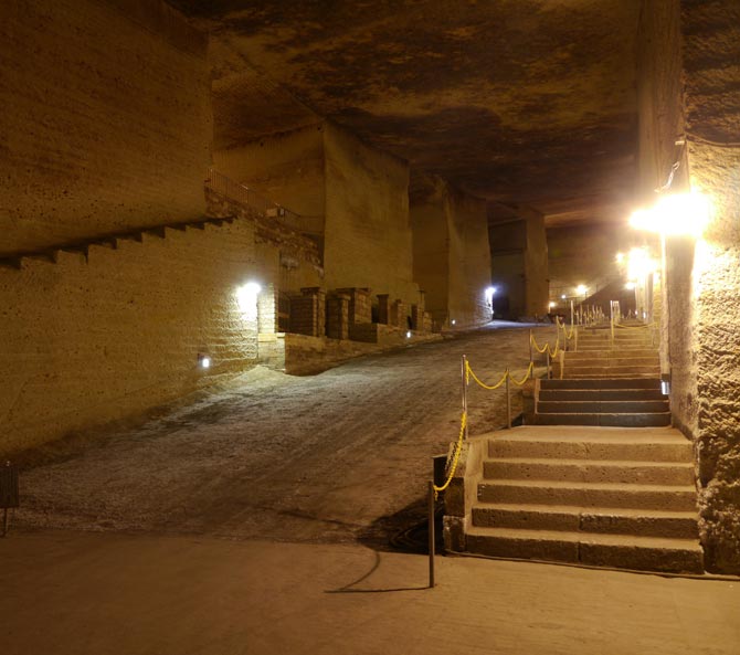 カネイリヤマ採石場跡地（大谷資料館）