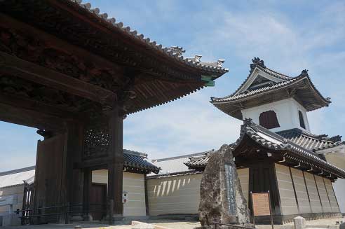 専立寺・寺内町
