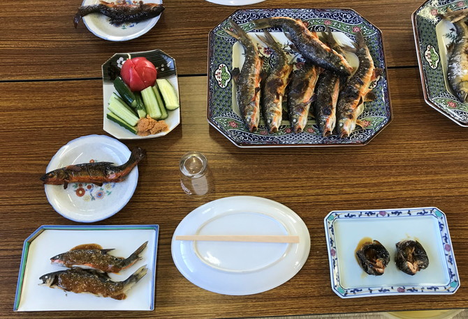 千曲川のハヤのつけ場漁