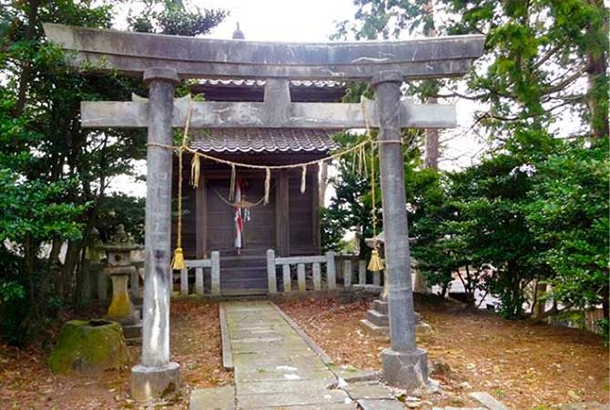 松ヶ岡蚕業稲荷神社