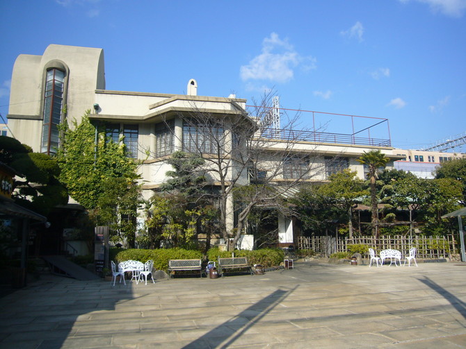 甲南漬資料館(旧高嶋家住宅主屋)