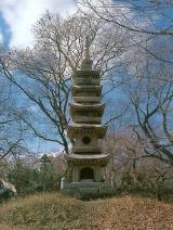 寶塔寺石造り五重塔