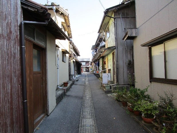 岩船の町並み (岩船地蔵町から岩船縦新町)